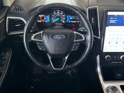 Used 2022 Ford Edge SEL image 15