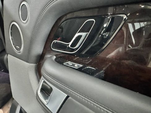 Used 2020 Land Rover Range Rover HSE AWD/4WD image 19