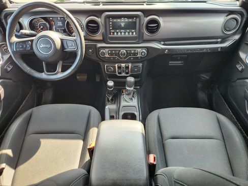 Used 2021 Jeep Wrangler Unlimited Sport image 2