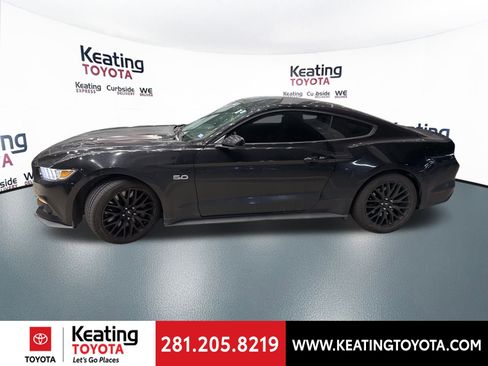 Used 2017 Ford Mustang GT w/ GT Performance Package image 6