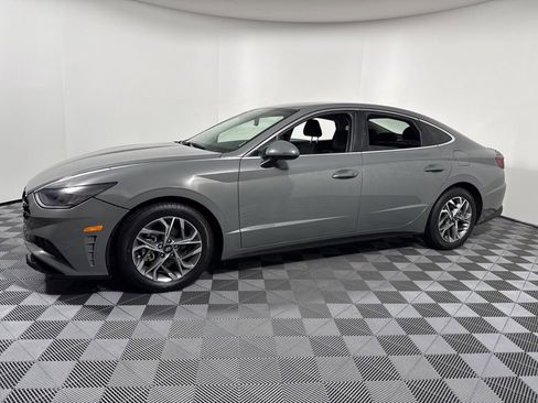 Used 2023 Hyundai Sonata SEL image 3