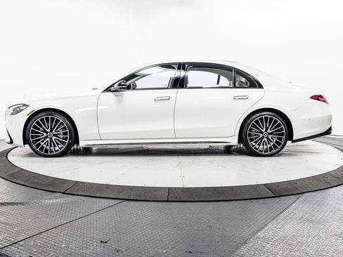 Certified 2023 Mercedes-Benz S 580 4MATIC Sedan image 4