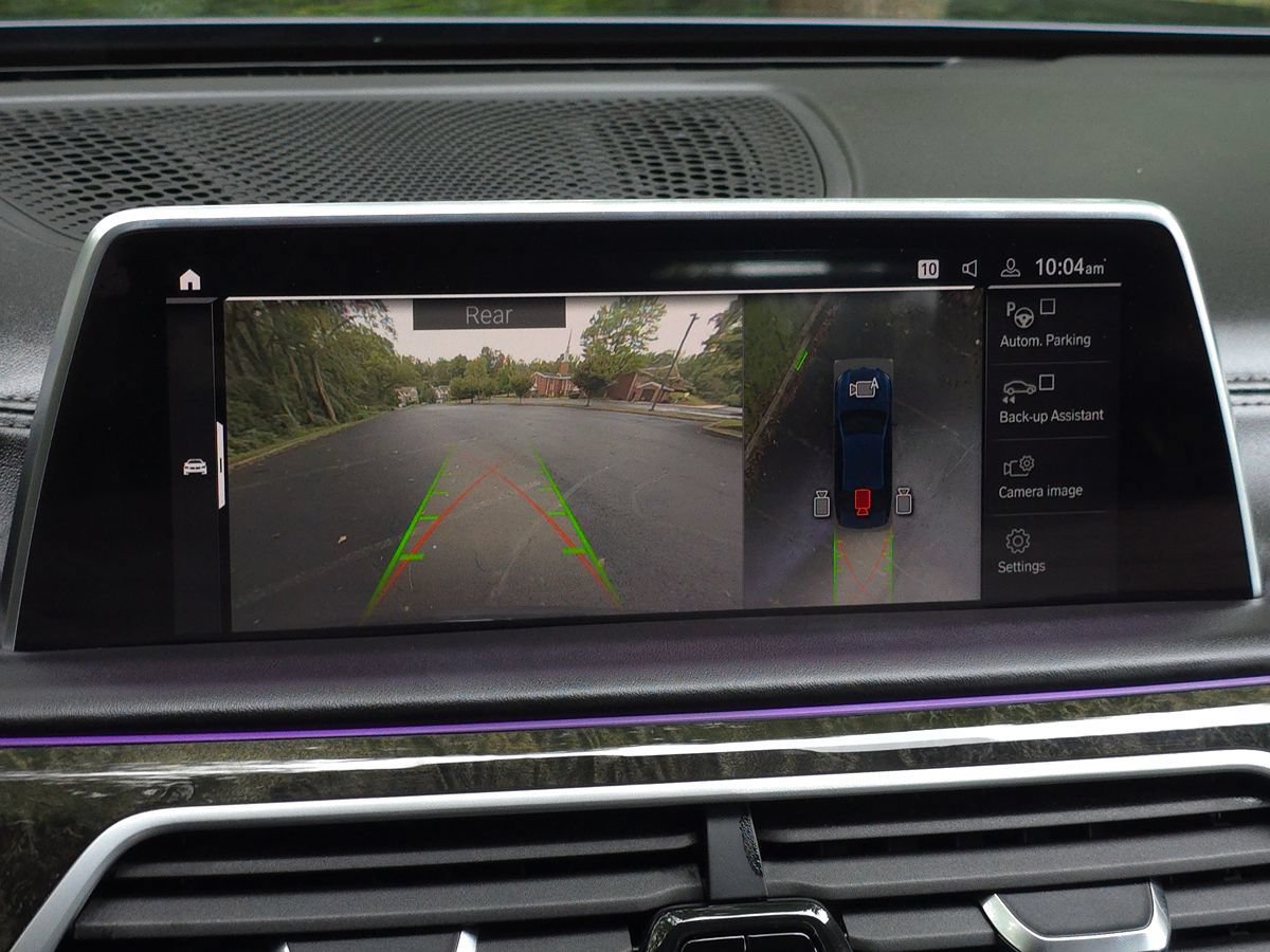 Used 2020 BMW 750i xDrive w/ Executive Package AWD/4WD image 44