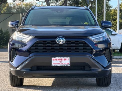 Certified 2022 Toyota RAV4 XLE image 8