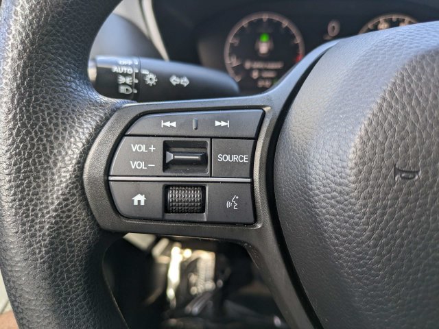 Used 2025 Honda HR-V LX image 21