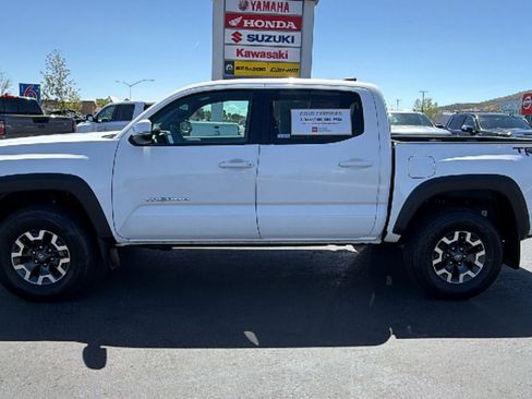 Certified 2023 Toyota Tacoma TRD Off-Road image 6