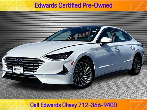 Used 2023 Hyundai Sonata Limited w/ Winter Weather Package FWD image 1