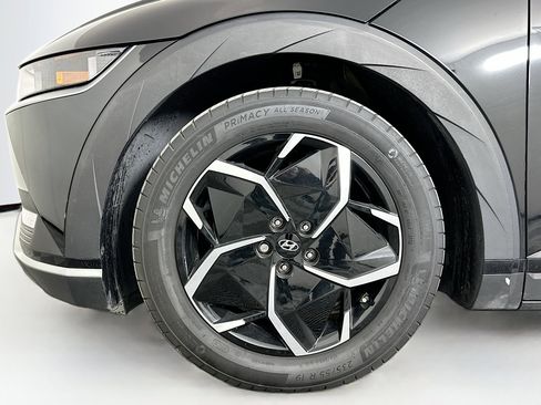 Used 2024 Hyundai Ioniq 5 SEL image 11