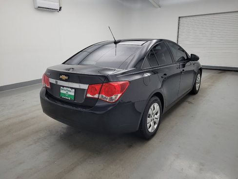 Used 2015 Chevrolet Cruze LS FWD image 9