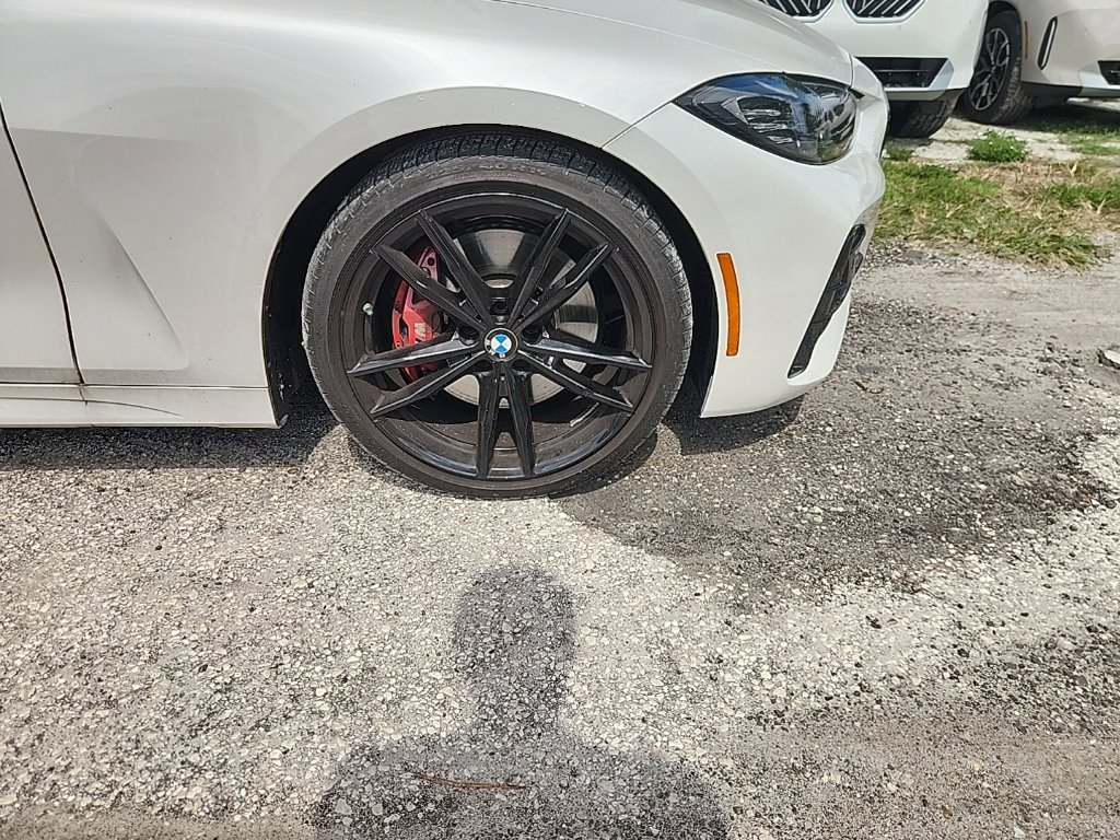 Used 2024 BMW M440i Convertible w/ Premium Package RWD image 7