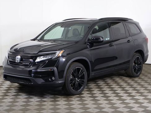 Used 2022 Honda Pilot Black Edition image 14