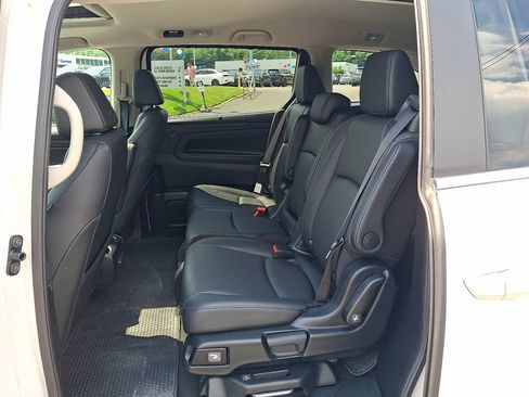 Used 2025 Honda Odyssey EX-L image 11
