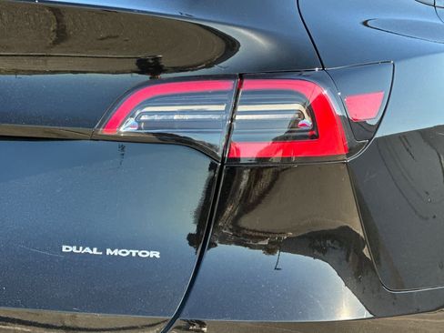 Used 2024 Tesla Model Y Long Range image 30