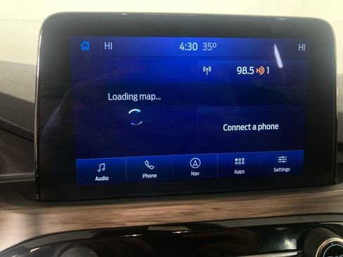 Used 2020 Ford Escape Titanium image 3