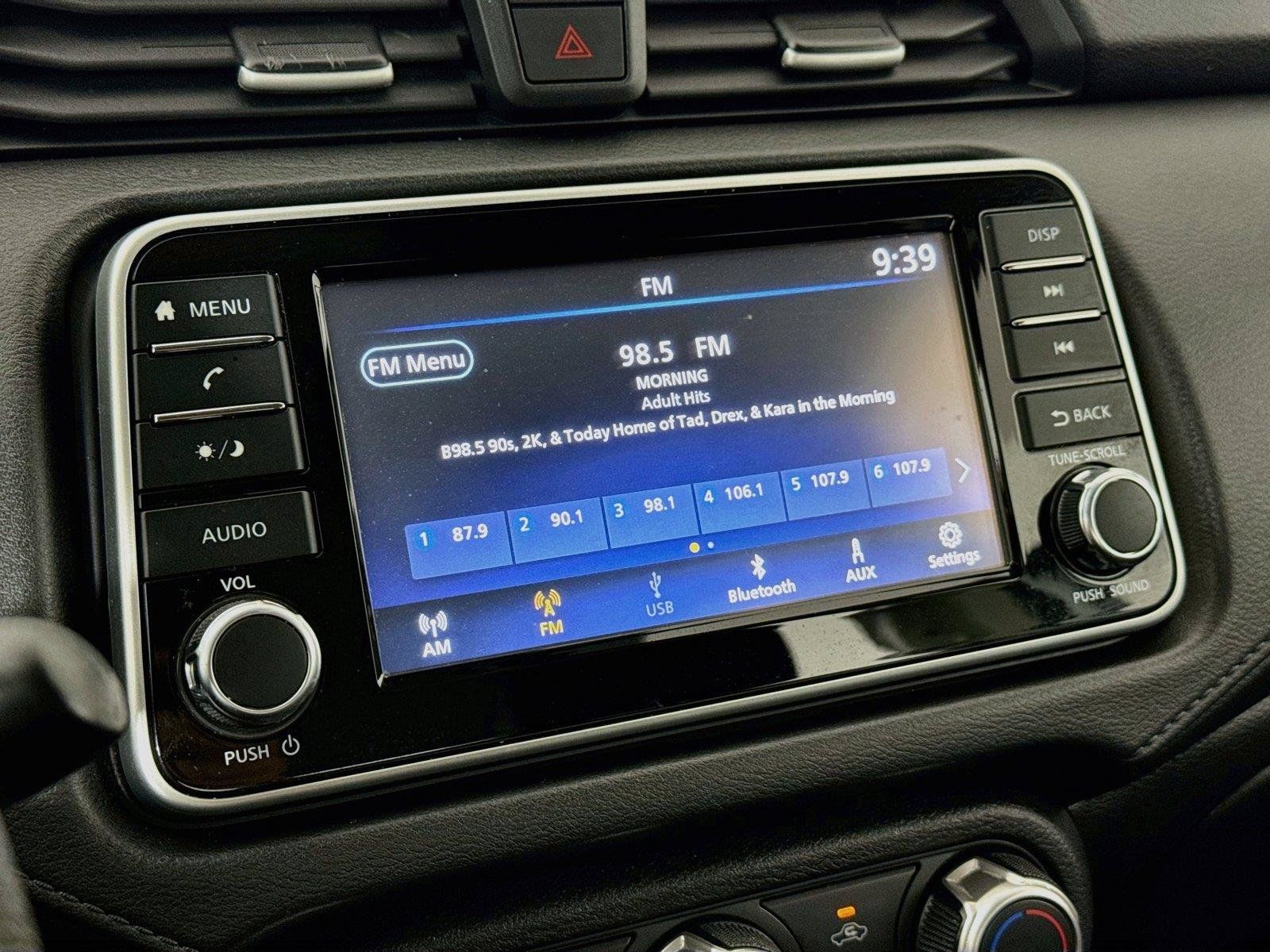 Used 2020 Nissan Versa S FWD image 20