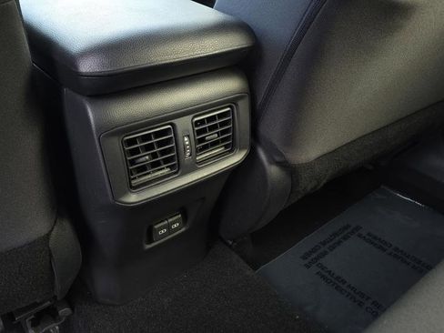 Used 2023 Toyota RAV4 XLE image 15