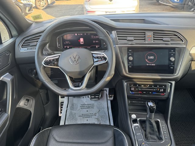 Used 2024 Volkswagen Tiguan SEL R-Line AWD/4WD image 11