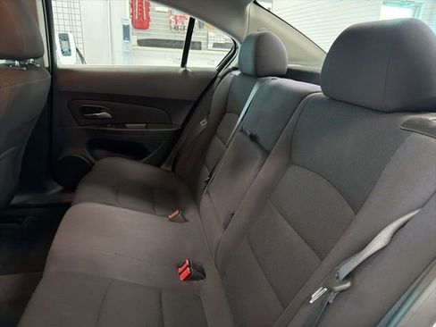 Used 2014 Chevrolet Cruze LT FWD image 20