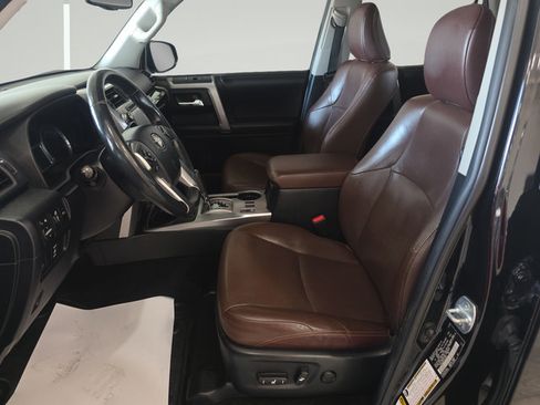 Used 2015 Toyota 4Runner Limited w/ Four Season Floor Mat Package AWD/4WD image 12