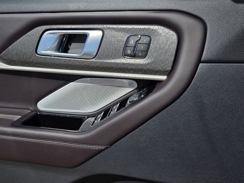 New 2026 Ford Explorer Platinum RWD image 15