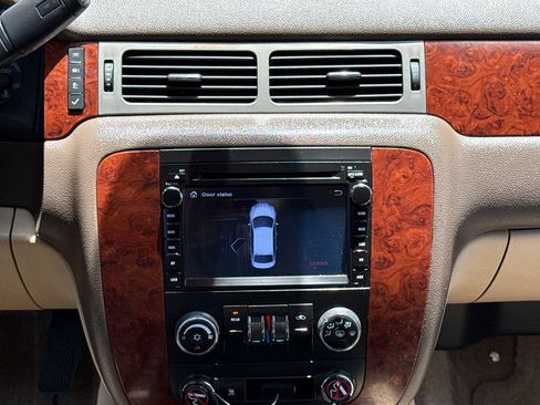 Used 2011 Chevrolet Tahoe LS RWD image 12