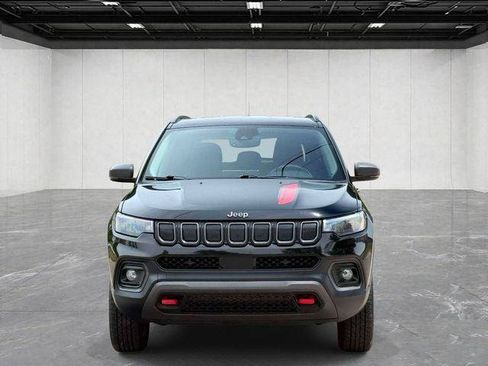 Certified 2022 Jeep Compass Trailhawk w/ Trailhawk Convenience Group AWD/4WD image 8