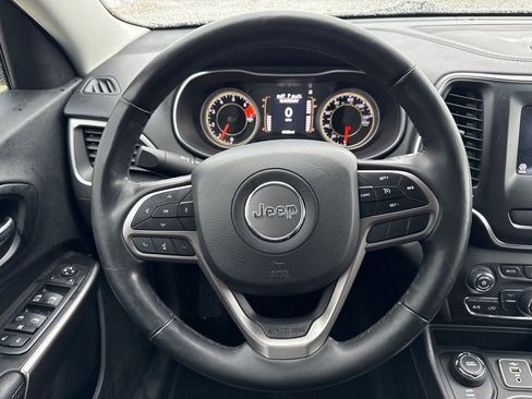 Used 2021 Jeep Cherokee Latitude Plus image 17