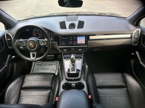 Used 2019 Porsche Cayenne Turbo AWD/4WD image 15