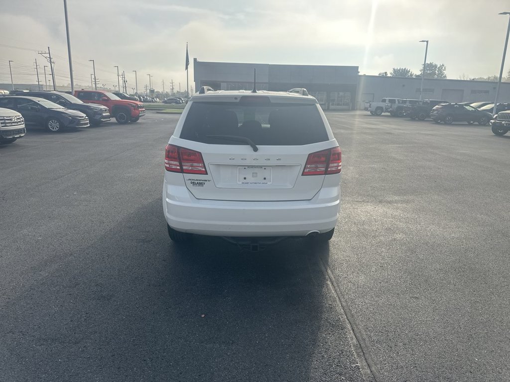 Used 2017 Dodge Journey SE w/ Flexible Seating Group FWD image 7
