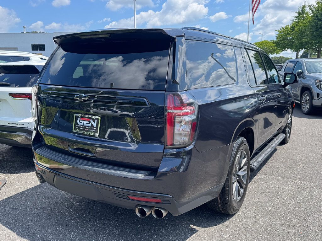 Used 2023 Chevrolet Suburban Z71 w/ Z71 Off-Road Package AWD/4WD image 4