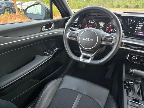 Used 2024 Kia K5 GT-Line w/ GT-Line Premium Package FWD image 9