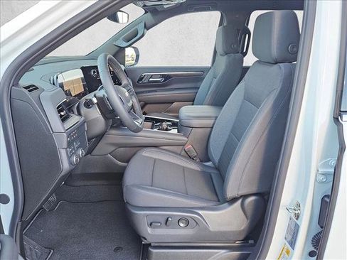 New 2026 Chevrolet Suburban LS AWD/4WD image 15