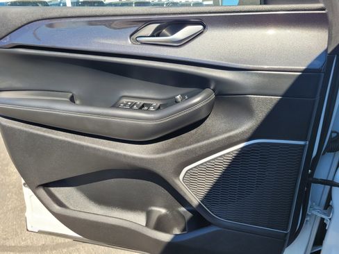 Used 2021 Jeep Grand Cherokee L Laredo w/ Luxury Tech Group I image 29