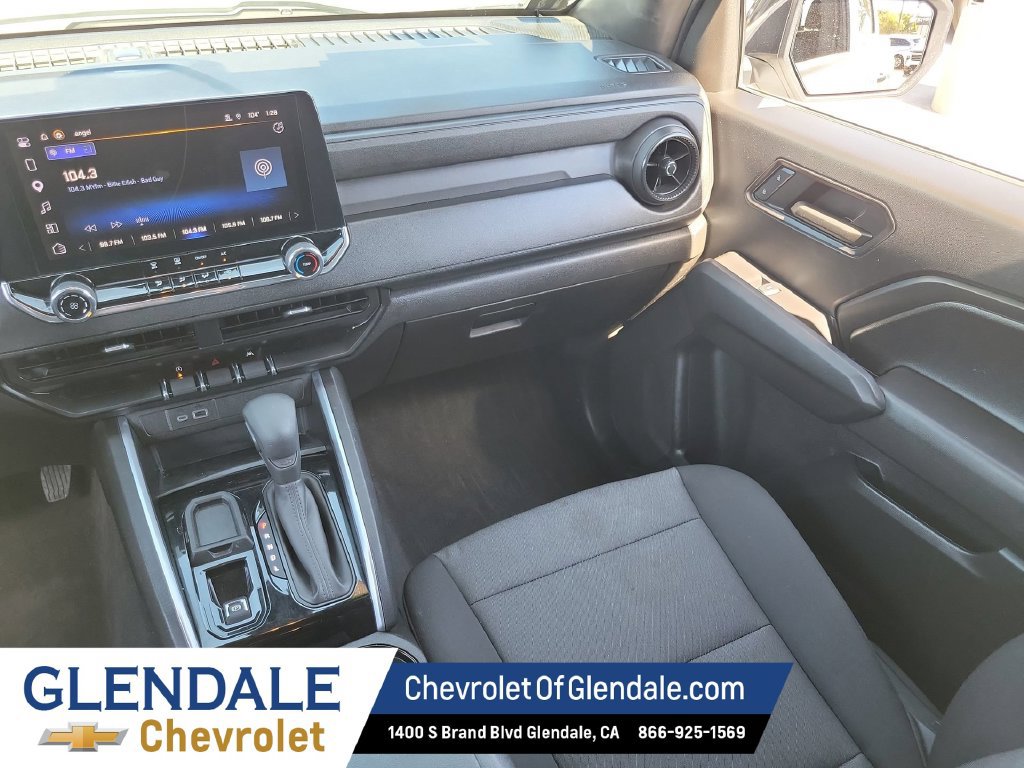 Used 2024 Chevrolet Colorado W/T w/ Technology Package RWD image 16