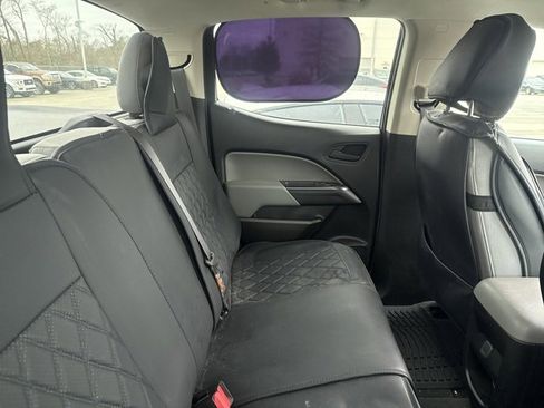 Used 2022 Chevrolet Colorado W/T w/ Custom Special Edition image 4