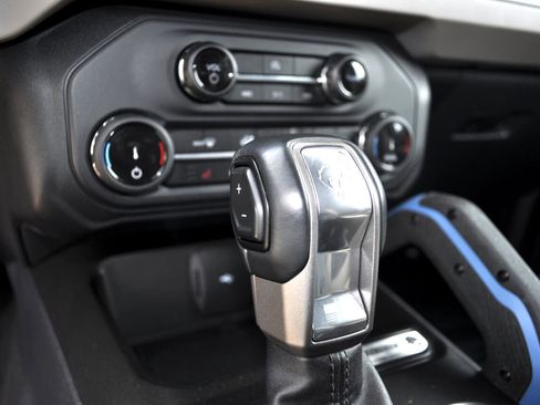 Used 2022 Ford Bronco Wildtrak image 16