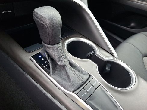 Used 2023 Toyota Camry LE image 15