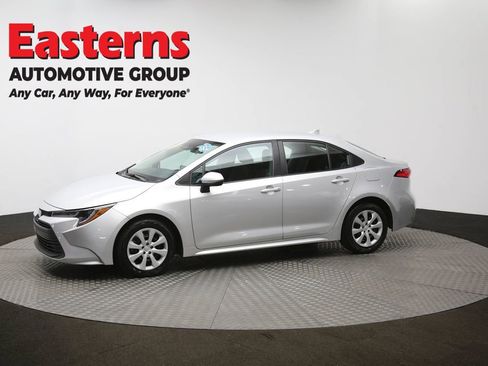 Used 2024 Toyota Corolla LE image 56