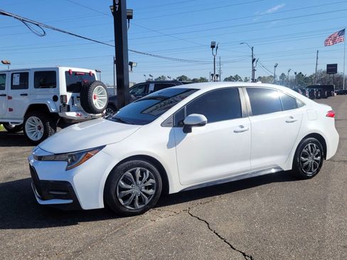 Used 2022 Toyota Corolla SE image 1