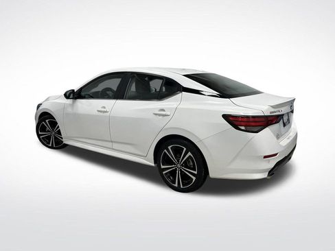 Certified 2023 Nissan Sentra SR w/ SR Premium Package image 3
