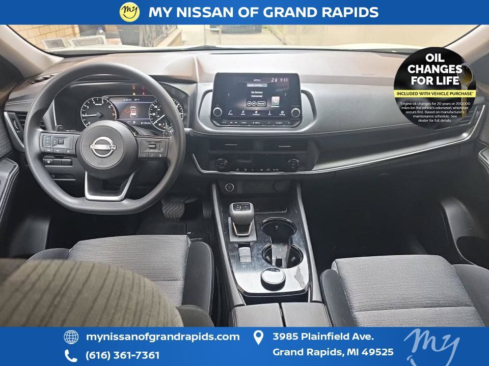 Used 2023 Nissan Rogue SV AWD/4WD image 5