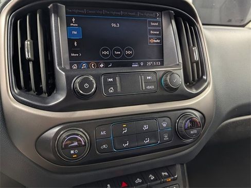 Used 2021 Chevrolet Colorado Z71 w/ Z71 Midnight Edition image 21