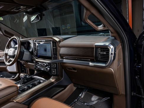 Used 2025 Ford F150 King Ranch w/ FX4 Off-Road Package image 18