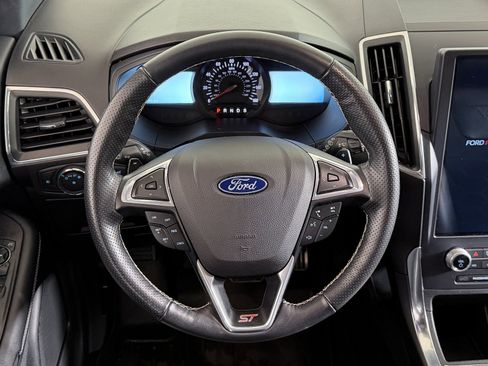 Used 2023 Ford Edge ST image 10