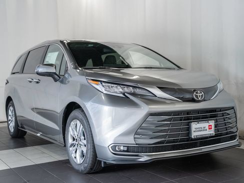 New 2026 Toyota Sienna Limited AWD/4WD image 1