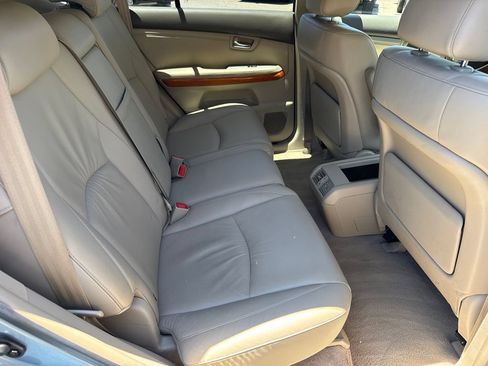 Used 2004 Lexus RX 330 FWD image 17