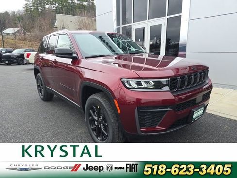 New 2026 Jeep Grand Cherokee 4WD image 1