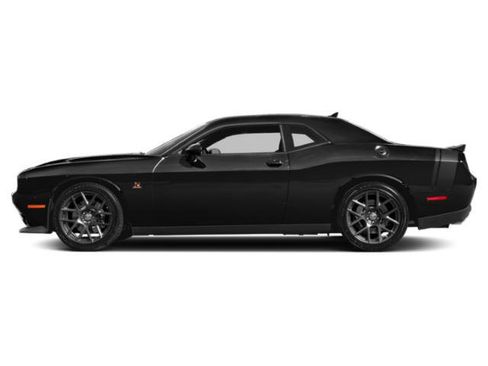 Used 2015 Dodge Challenger R/T Scat Pack w/ Leather Interior Group RWD image 6