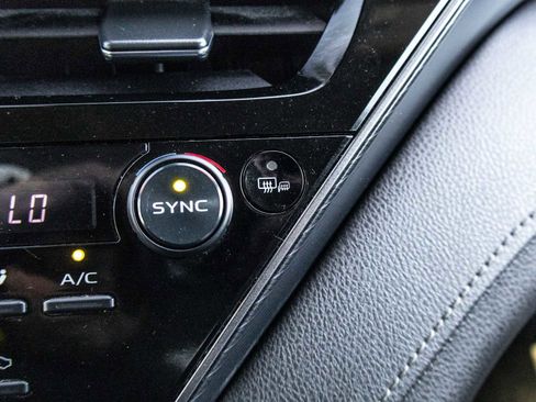 Certified 2024 Toyota Camry SE FWD image 29