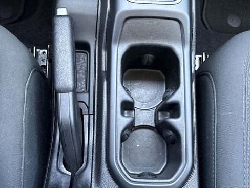 Used 2019 Jeep Wrangler Sport AWD/4WD image 23